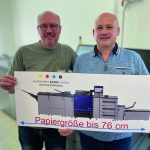 Stolz auf die neue Anschaffung: Andreas und Markus Klein