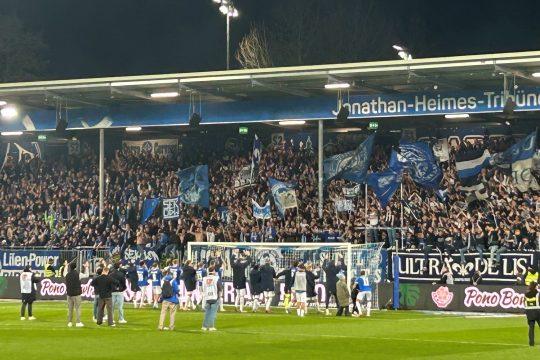 Ein ganz wichtiger Sieg am Freitagabend: Die Lilien gewinnen verdient mit 3:0 gegen den Karlsruher SC