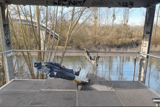 Beitragsbild: Sinnlose Zerstörungswut - Valerio-Denkmal schwer beschädigt Foto: Stadt Riedstadt