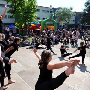 Das vielfältige Bühnenprogramm wie hier die „Dreamdancer“ des TV Crumstadt begeisterte auch im vergangenen Jahr. Archivfoto: Stadt Riedstadt